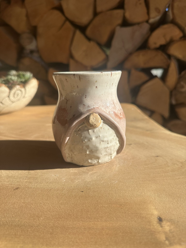 Wichteltasse – handgemacht & liebevoll glasiert