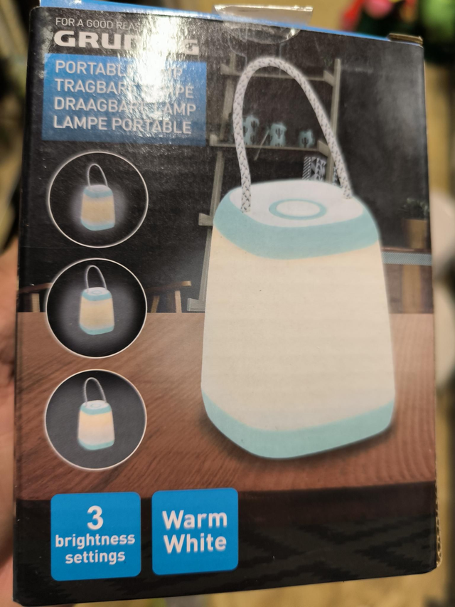 LAMPE PORTABLE GRUNDIG LED 3 INTENSITÉES