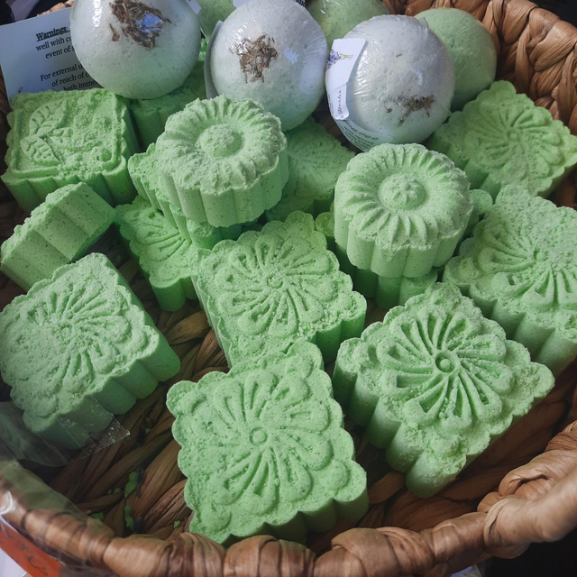 Refreshing Shower melts