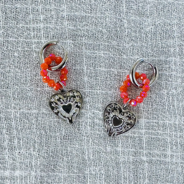 Oorbellen hartjes oranje 