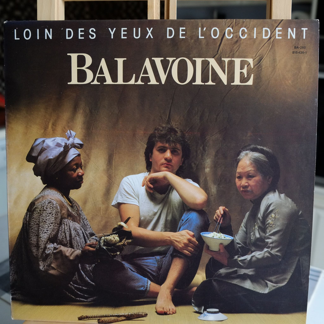 DANIEL BALAVOINE - Loin des yeux de l'Occident
