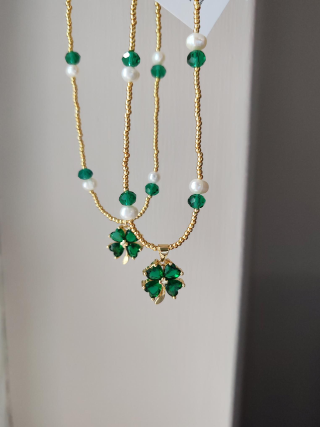 Clover jewel necklace