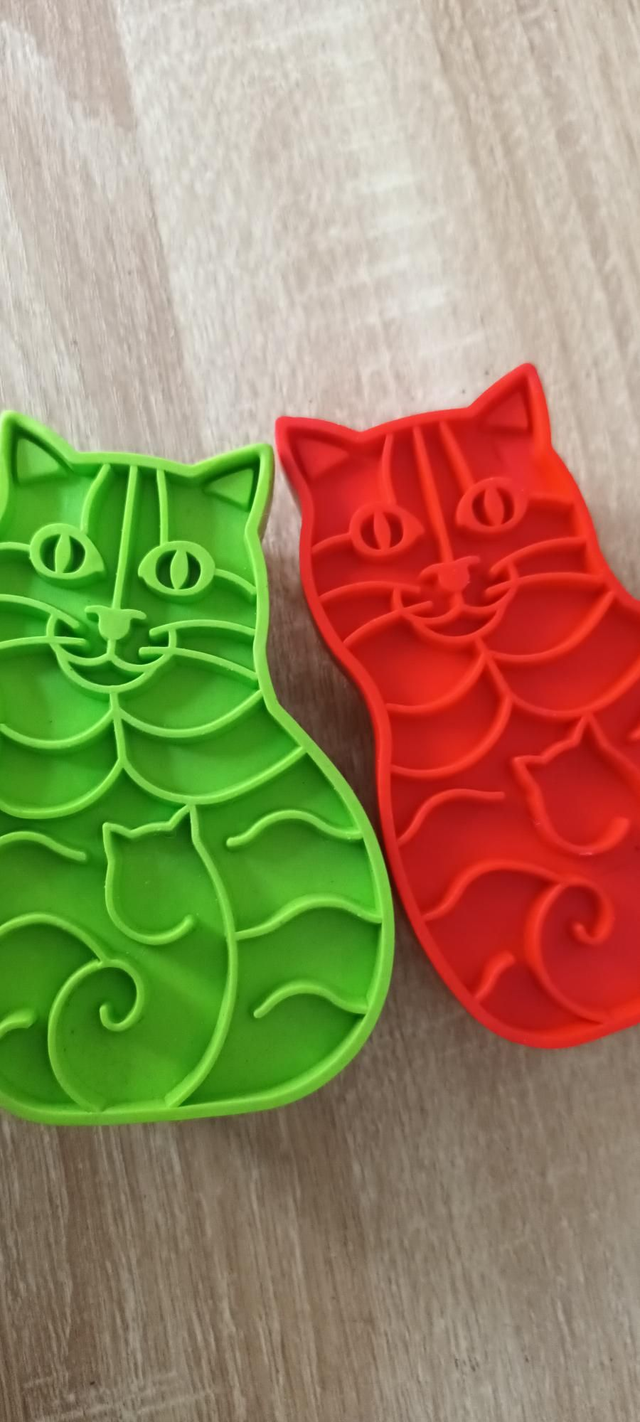 Soft Rubber De-shedding Brush