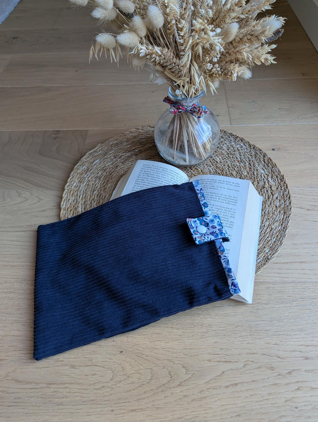 Pochette de livre taille M