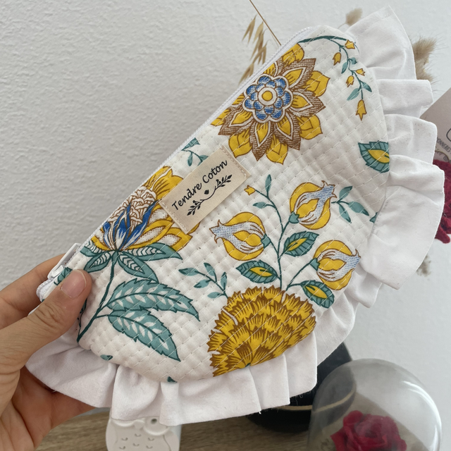 Pochette Luna blanche à fleurs jaunes 