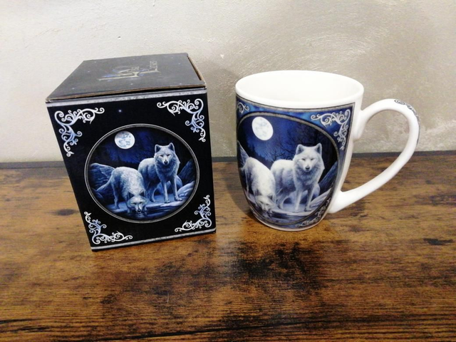 Tasse Lisa Parker “Loups de la Nuit”