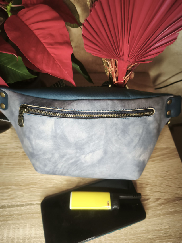 banane en cuir de bovin 