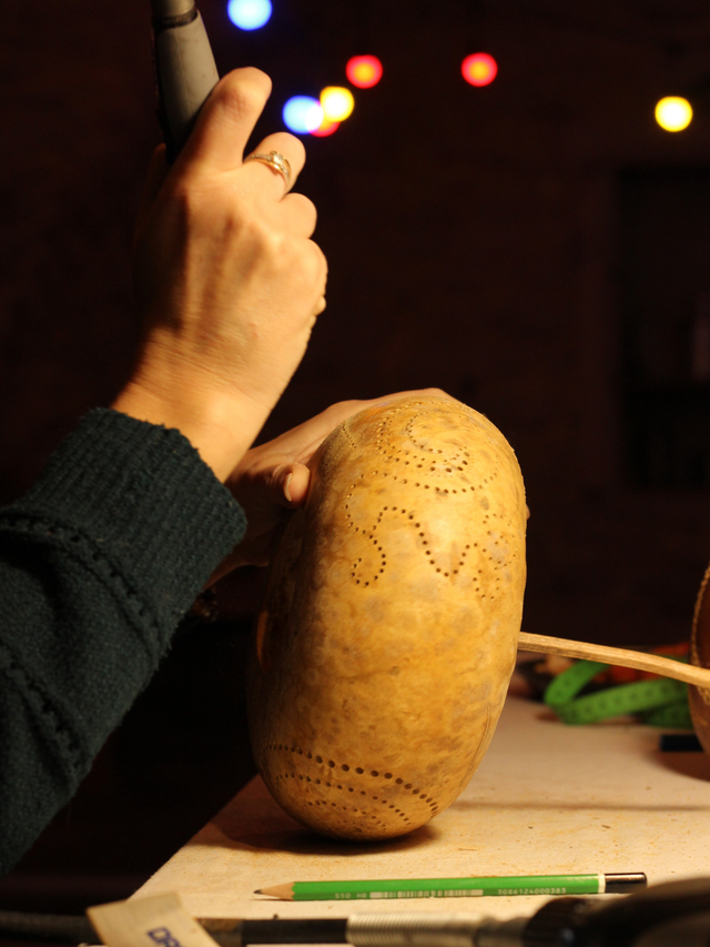 STAGE - Calebasse lumineuse SANS pied de lampe