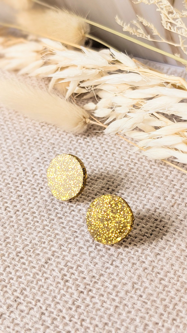 Petites boucles rondes asymétriques dorées pailletées