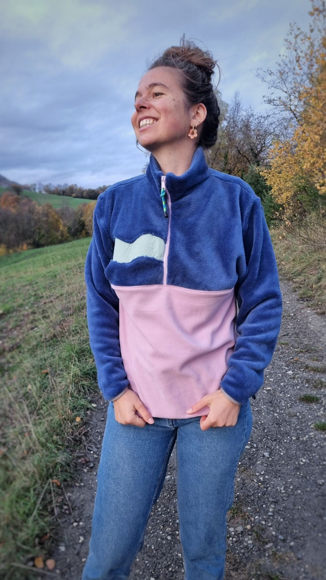 Polaire bleu, rose, vert