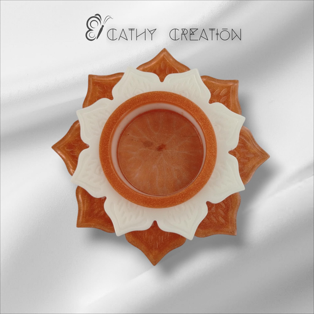 Bougeoir blanc et beau bronze 