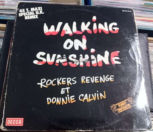 Rockers Revenge Et Donnie Calvin - Walking On Sunshine