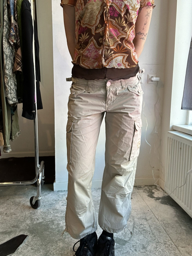 beige low waist cargo pants