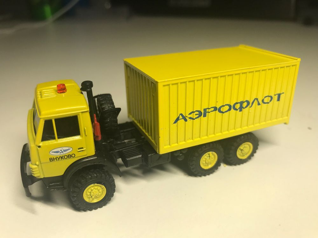 Kamaz Container Aeroflot  1/87