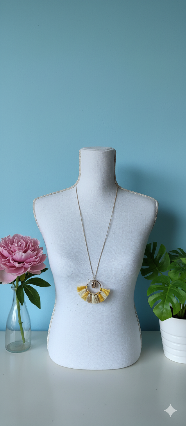 Sautoir coquillage jaune et doré