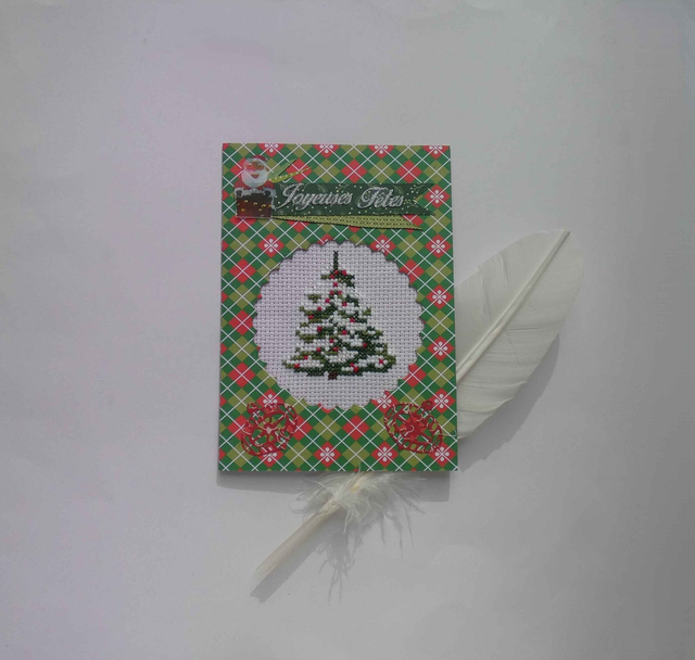 Beau sapin de Noël brodé