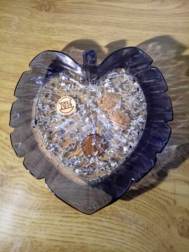 vide poche grosse feuille 