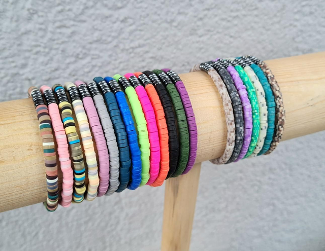 Bracelet élastique heishi pour enfants 