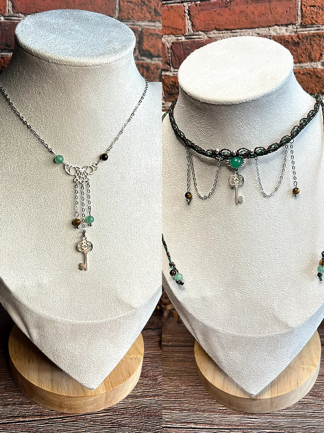 Collier Eren (2 versions)