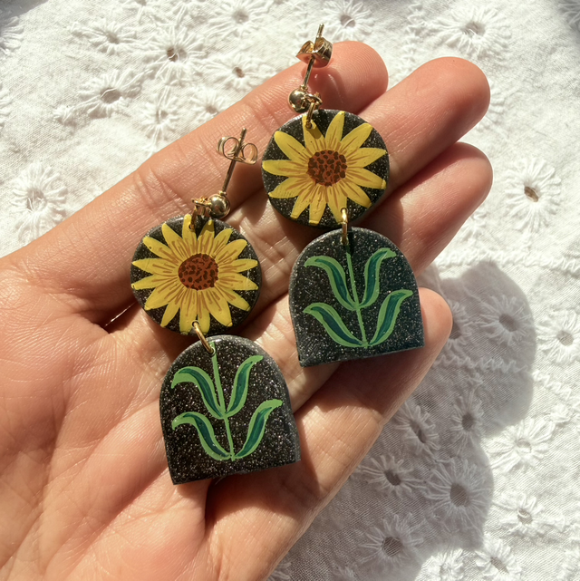 Black Glittery Sunflower Dangly Earrings