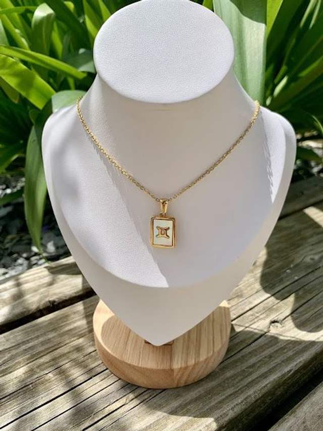 Collier Zodiaque Gémeaux en Nacre