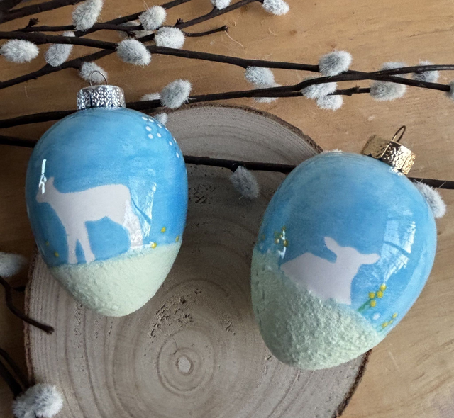8cm Handmade Egg showing Two Lambs - choice of silver or gold bauble cap