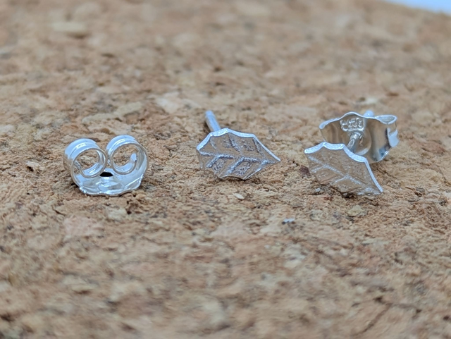 XSmall Holly Leaf Earrings 
