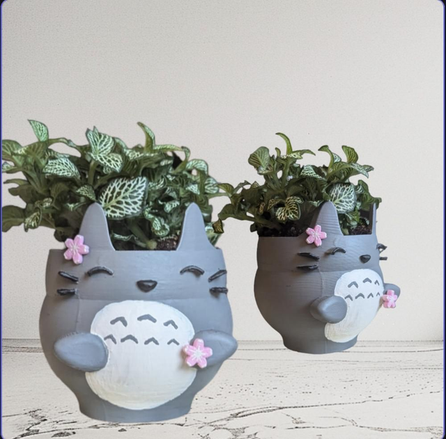 Petit pot de fleur Totoro 