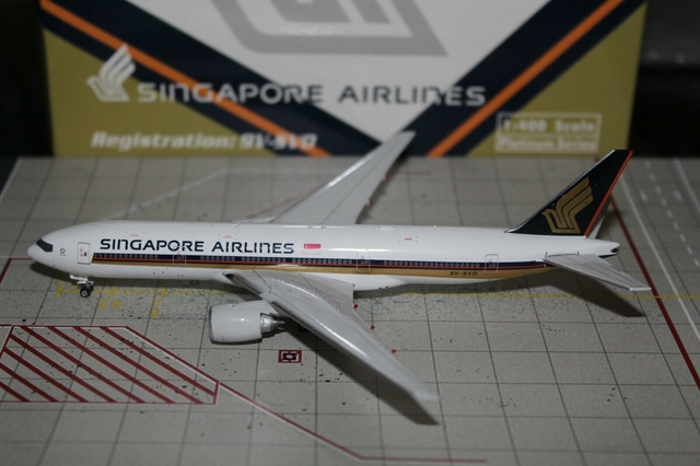 Singapore Airlines B777-200ER (9V-SVO), 1:400, Phoenix