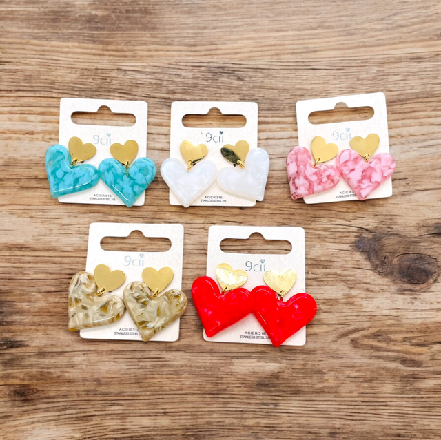 Boucle cœur résine 