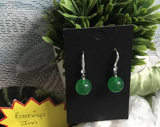 Green Dangling Earrings - GDE89