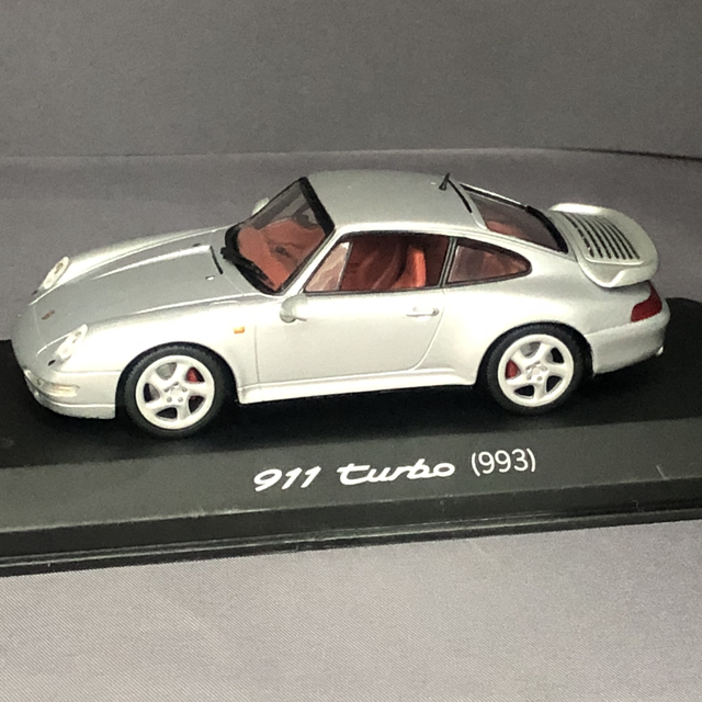Porsche 911 turbo (993) silber Minichamps 1:43