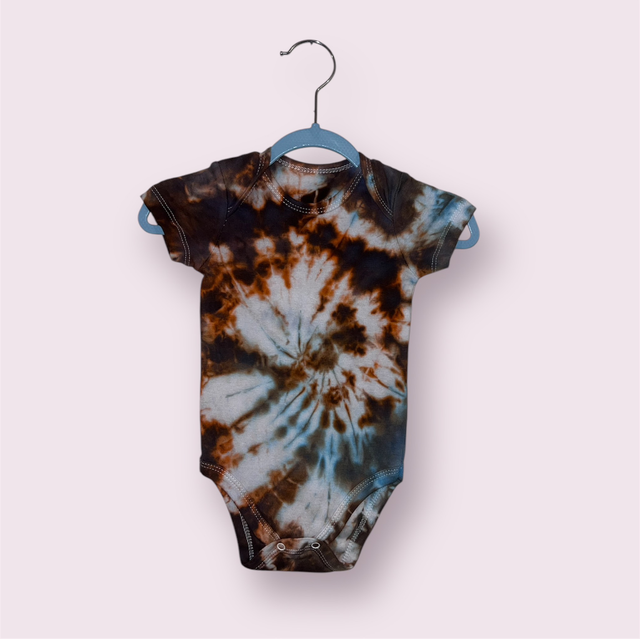 Baby Tiedye bodysuit-size 6 months