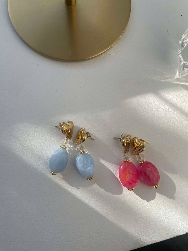 Perrine boucles résine colorée