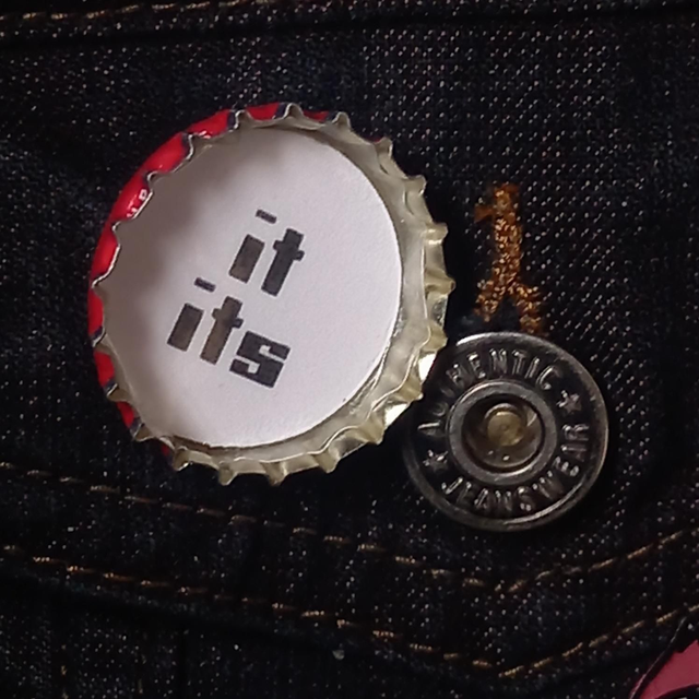 It Its Bottle Cap Pronoun Pin