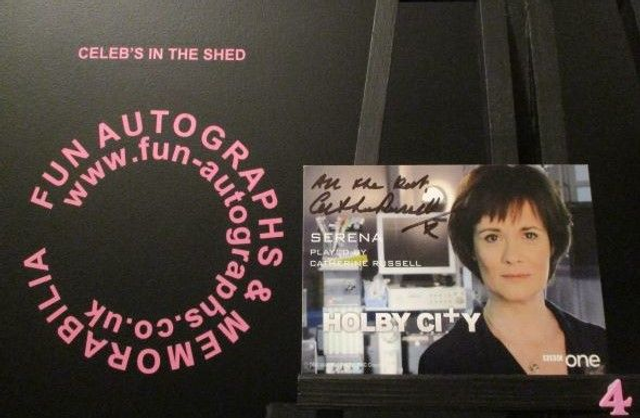 Catherine Russell (Serena) Authentic Autographed Holby City 6x4 Cast Card (4)