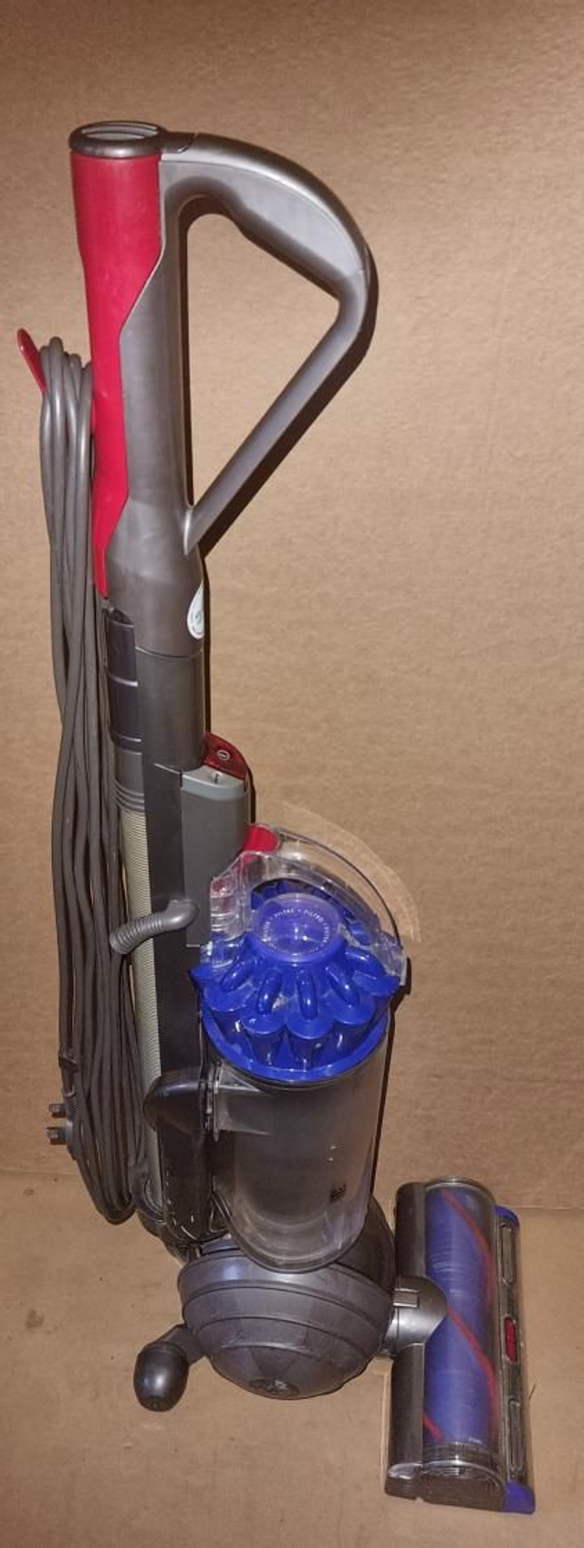 Dyson UP22 turbine light ball vacuum 