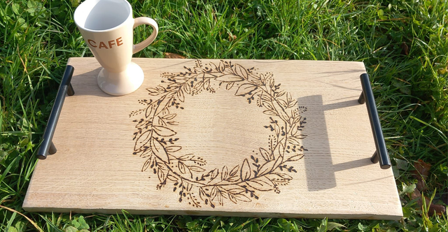 Plateau de Service avec Poignées : Élégance &amp; Praticité