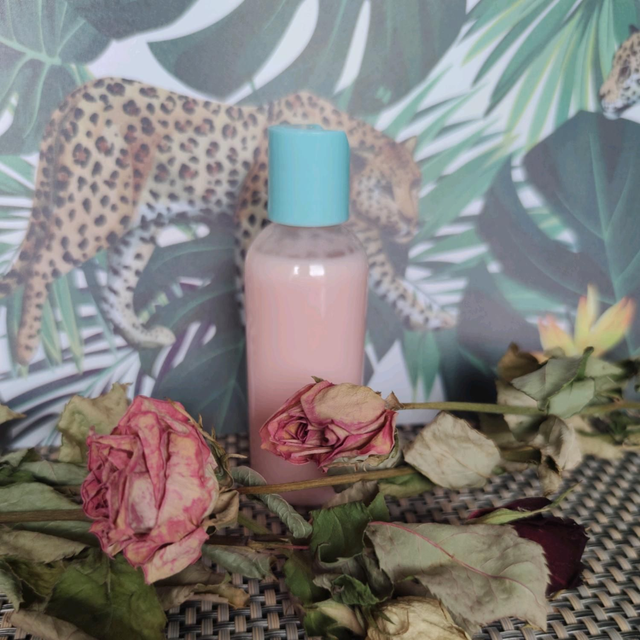 Lait après soleil aux fruits rouges 