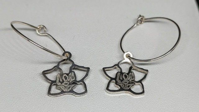 Orchid Sterling silver 20mm wire hoop earrings