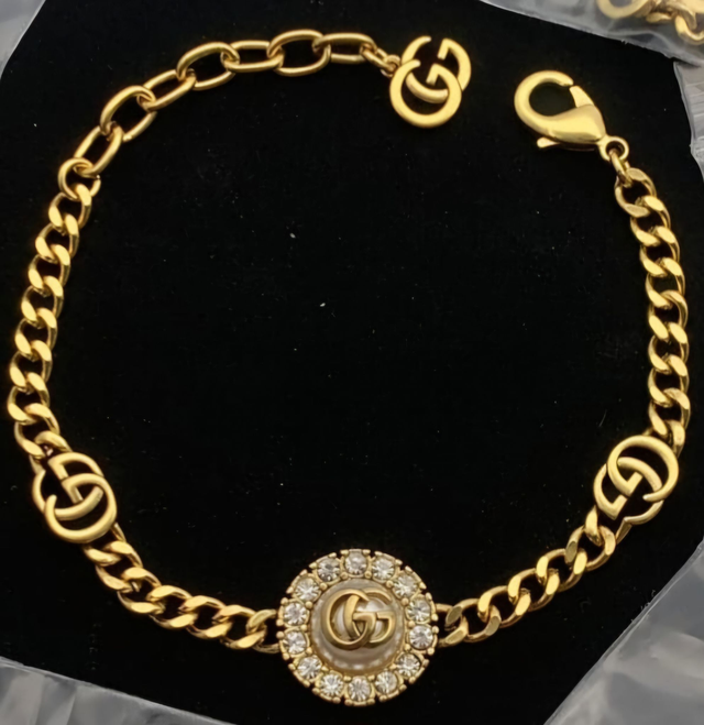 Bracelets GC doré 