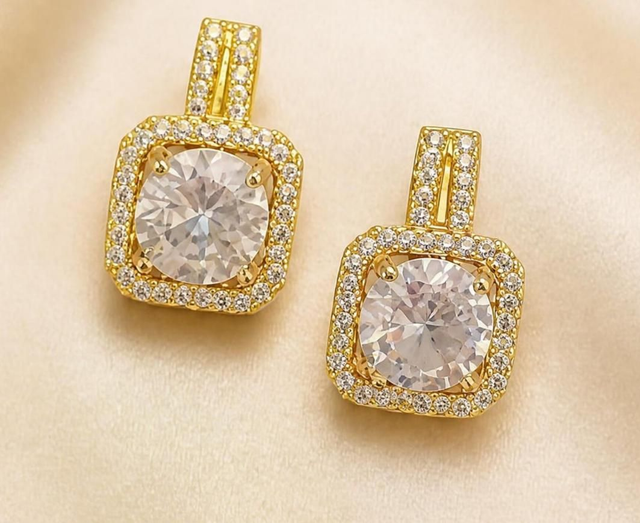 Boucles d'oreilles Halo – Dorées &amp; Double Pavage