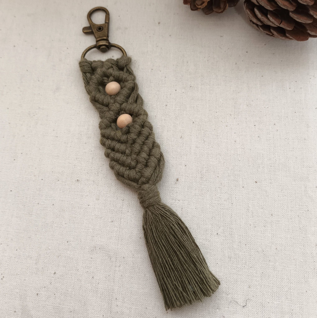 Porte-clés perles et macramé