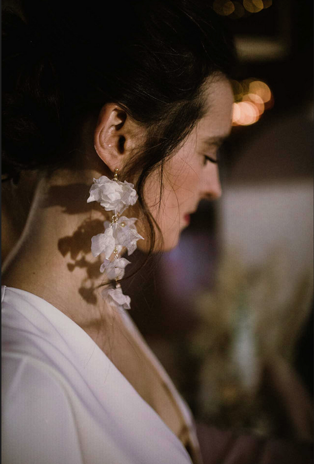 Boucles d'oreilles glycine blanche