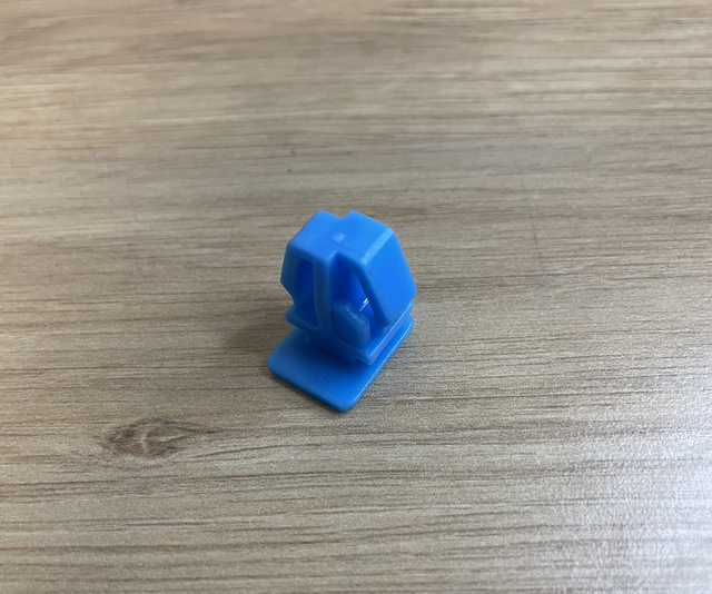 Clip moulure latérale Honda Civic 90-91