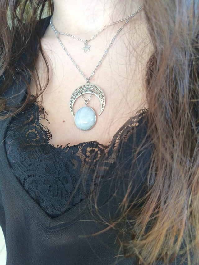 Collier LUNA, Péristérite