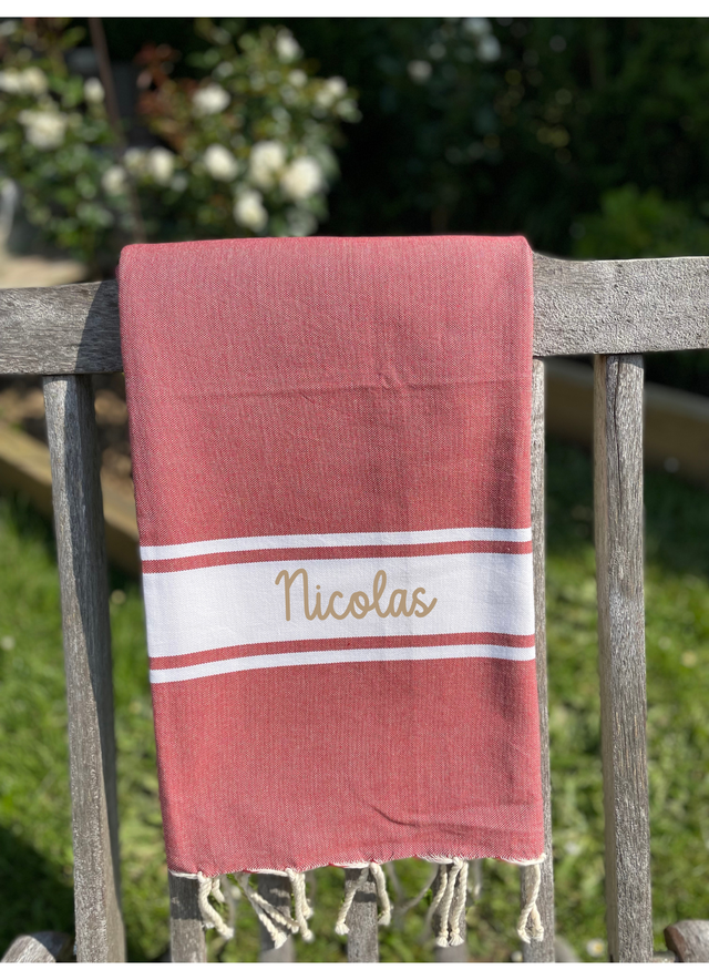 Fouta rouge foncé - Personnalisable