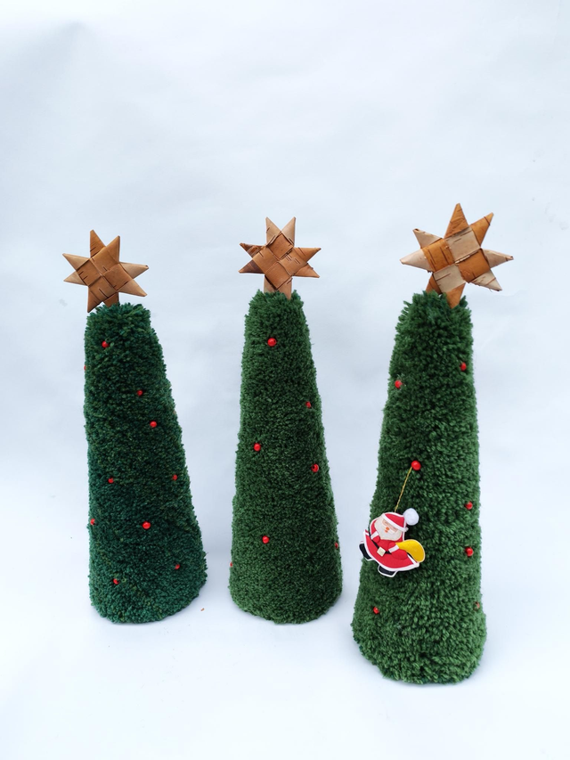 Tuftade julgranar/ tufted Christmas trees