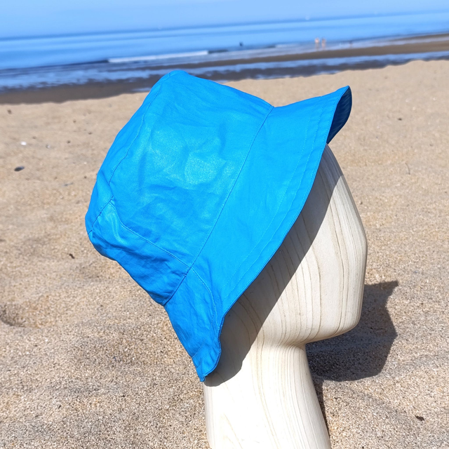 Chapeau de pluie - uni bleu