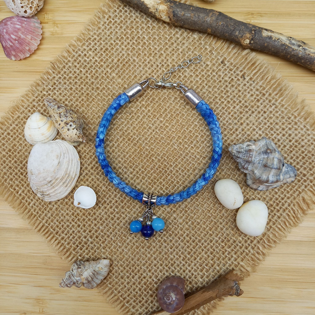 Bracelet au crochet camaïeu bleu - Collection Camaïeu